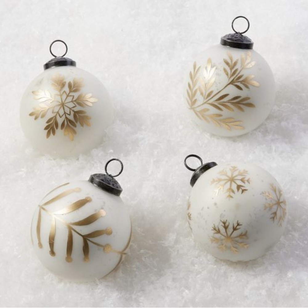 Pottery Barn White Opaque Ornaments With Hand Painted Gold Finish Sold Out New